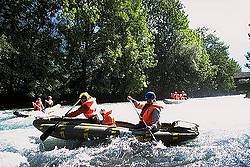 Raft na vodě